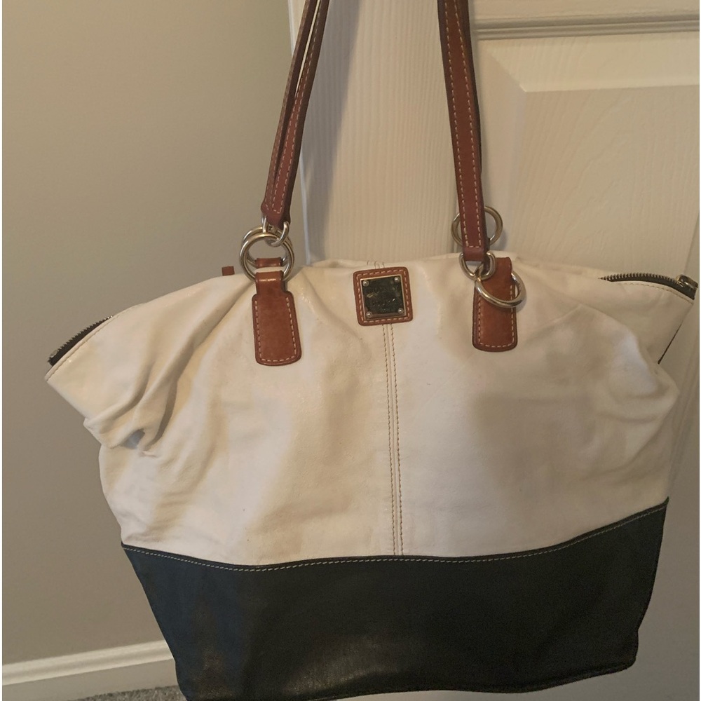 Dooney & Burke black and white leather shoulder large tote